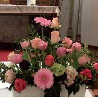 Blumen am Altar (c) Blickpunkt 2018