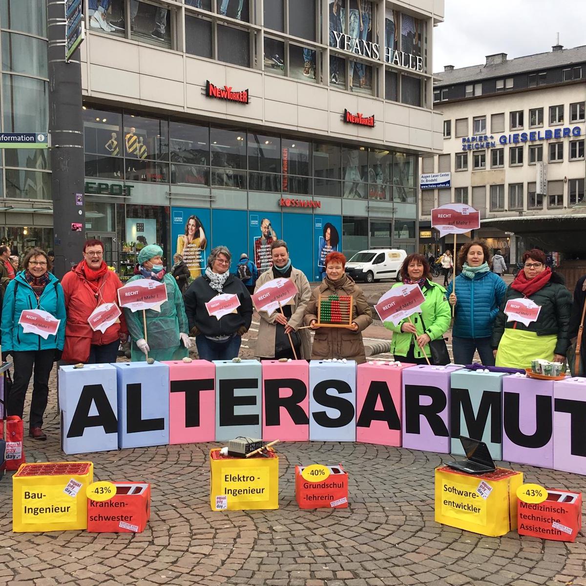 Aktion gegen Altersarmut in Darmstadt
