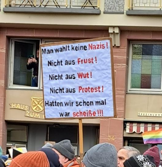 man-wählt-keine-nazis-Plakat