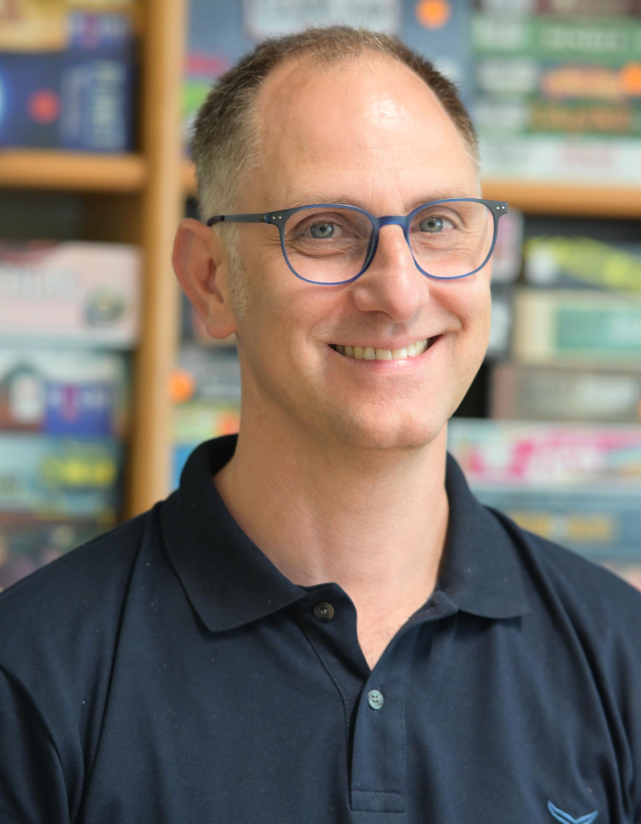 Dirk Stoll