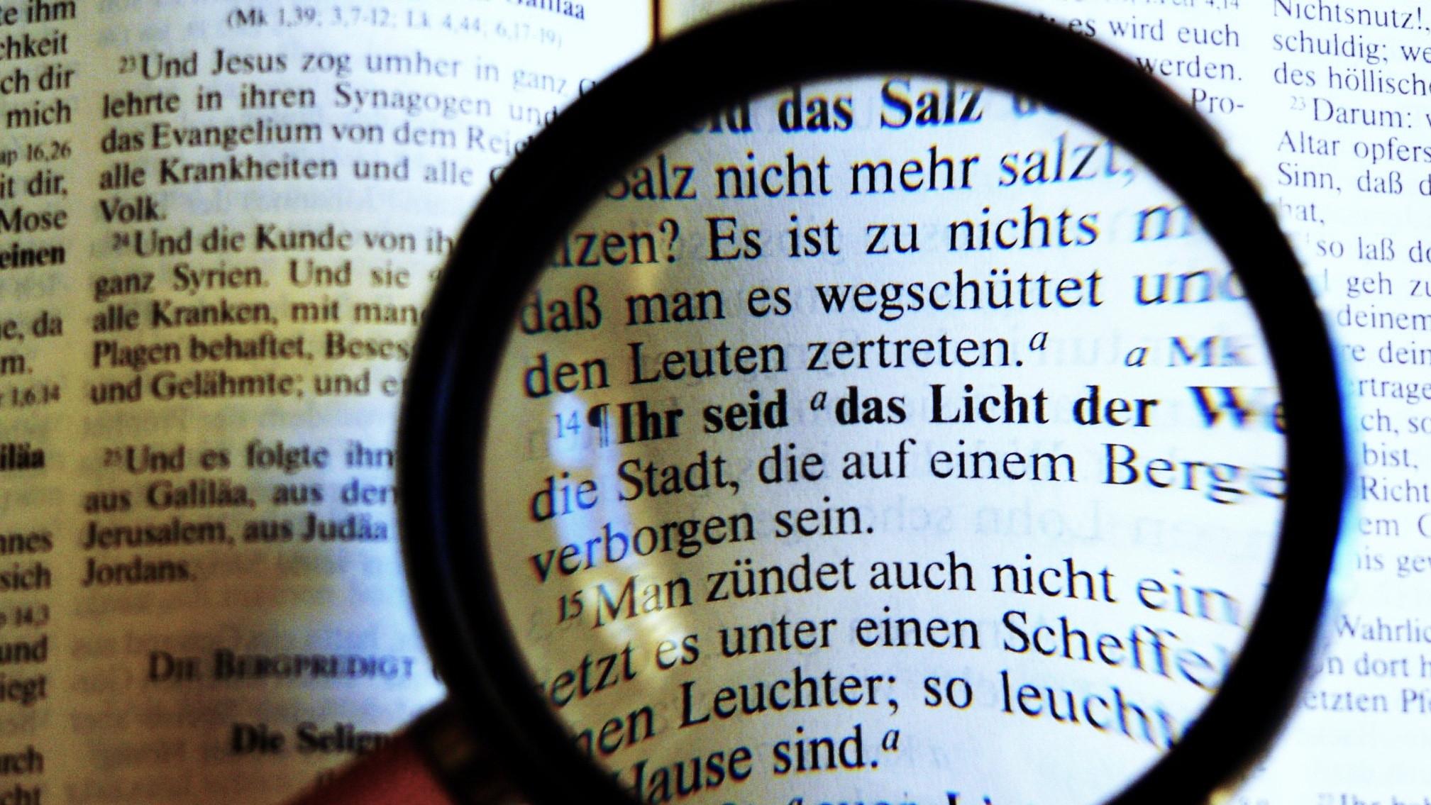 Bibel Lupe