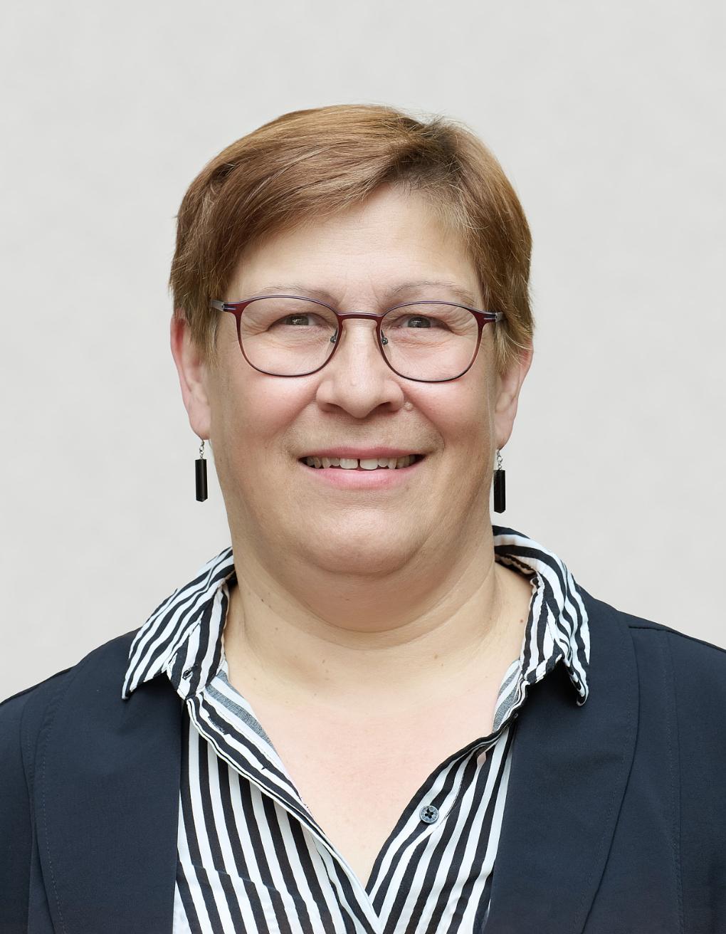 Dr. phil.  Felicitas  Janson