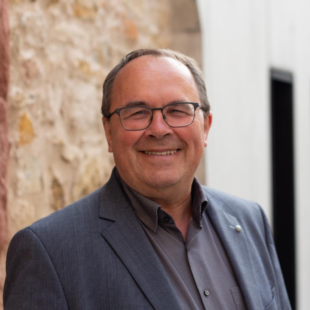 Dr.  Christoph  Rüdesheim