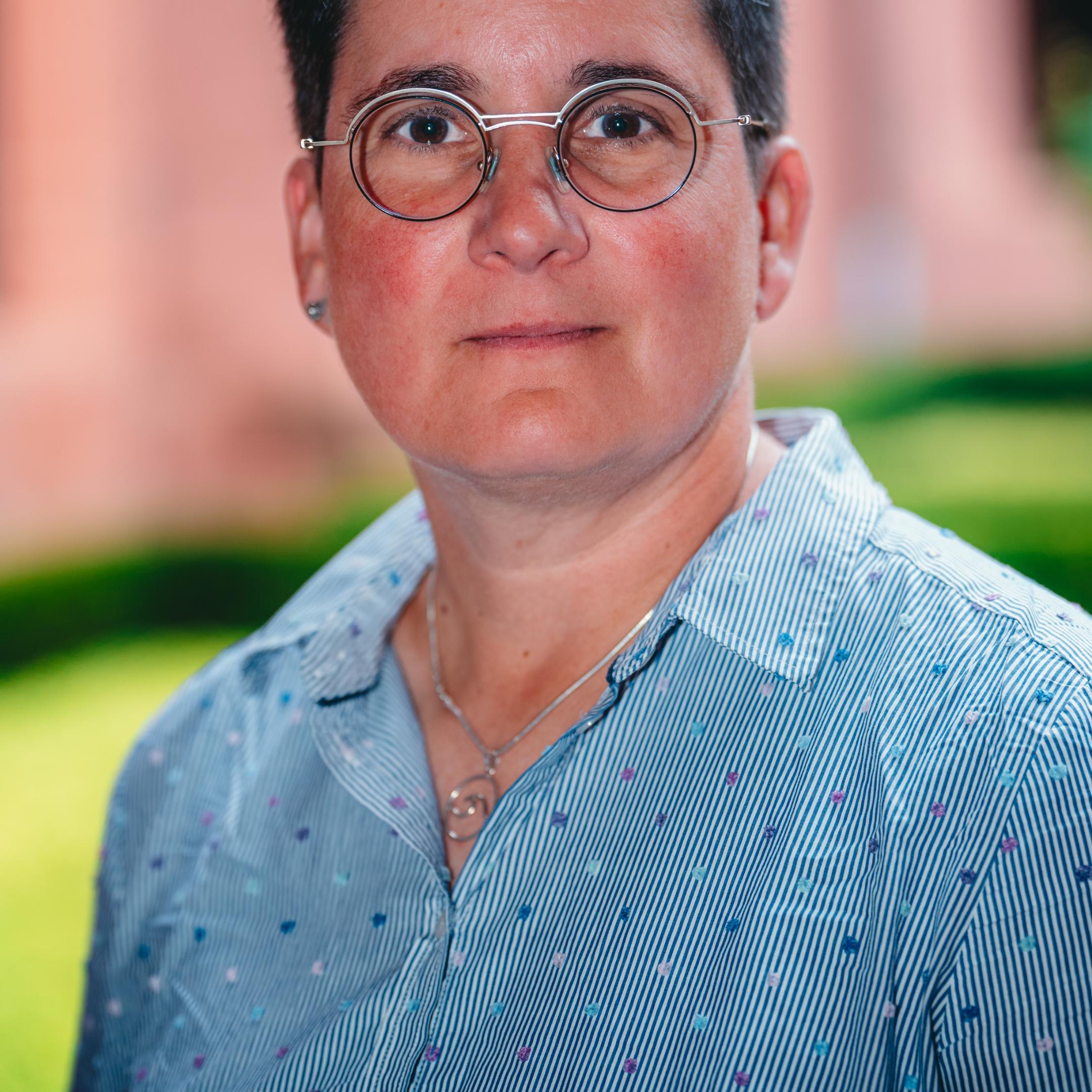 Dr. Martina Fries