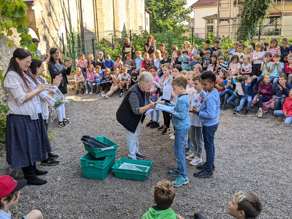 Lese Sommer Abschluss, Urkundenübegabe an den Spitzenreiter in diesem Jahr (c) up