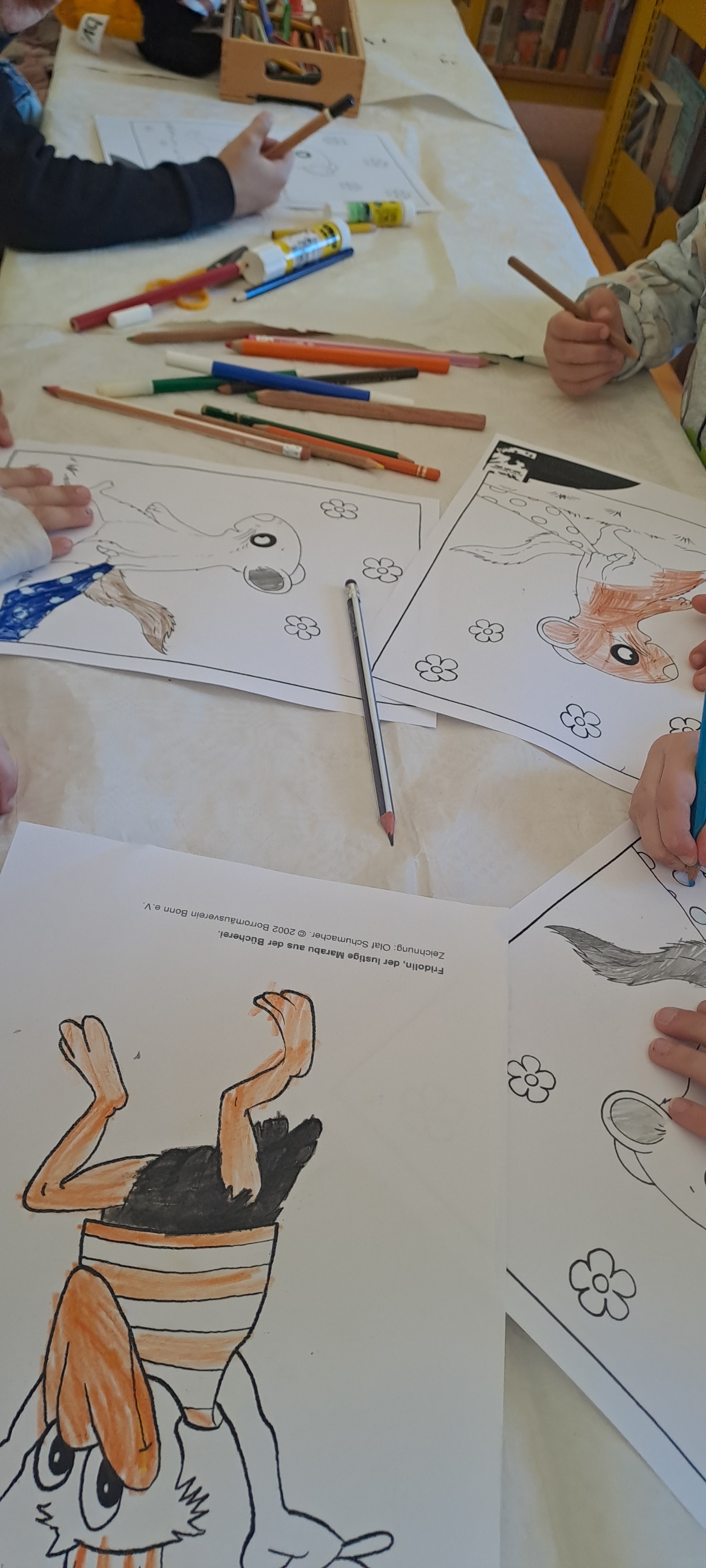 Wir malen ein Bild für unsere Eltern! (c) gb