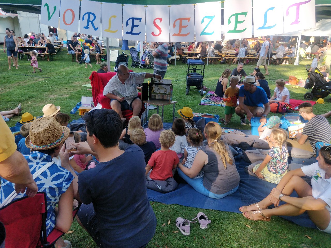 Vorlesezelt der Bücherei am Dom (c) KÖB Dom Mainz