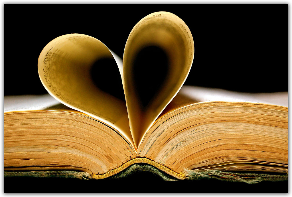 Ich liebe lesen (c) I Love to Read by Carlos Porto is licensed under CC BY-NC 2.0