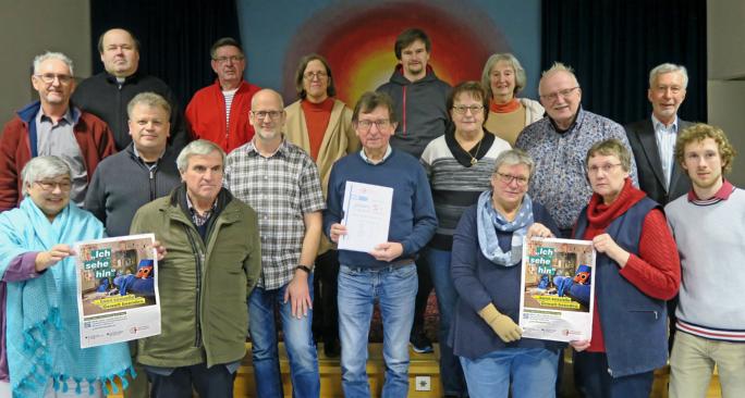 Unterschriften von allen Pfarrern und den Vorsitzenden der Kirchenverwaltungs- und Pfarrgemeinderäte zur ÜbernahmeInkraftsetzung des Institutionellen Schutzkonzeptes für den gesamten Pastoralraum Odenwaldkreis