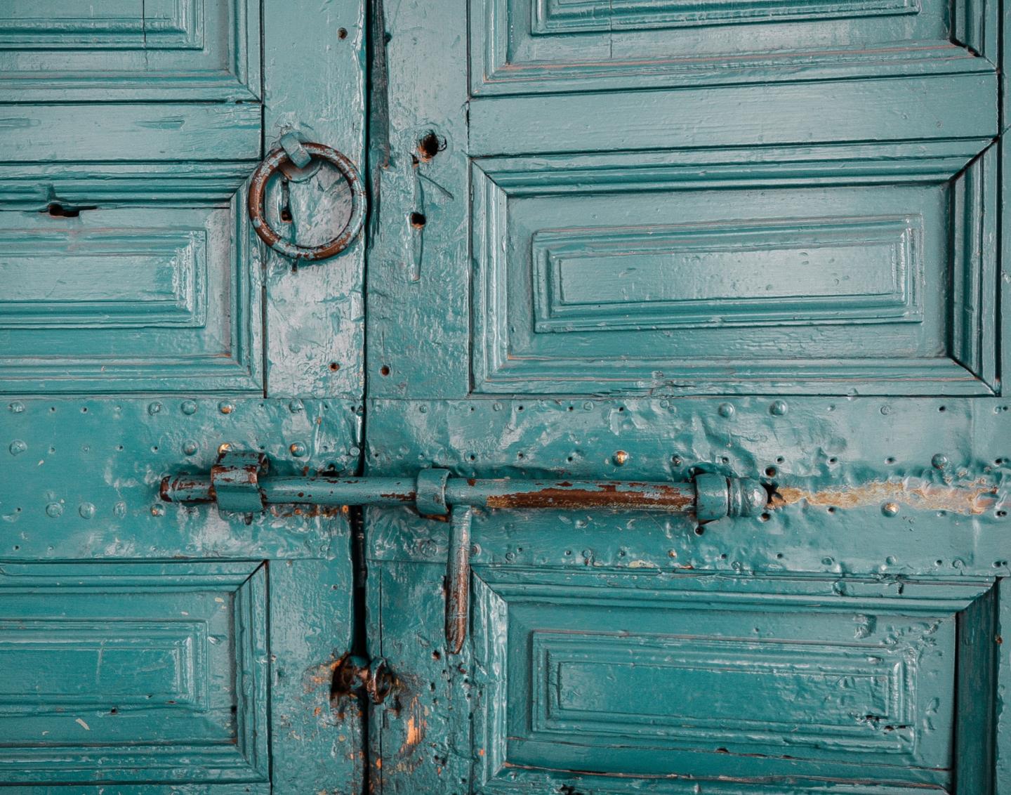 Geschlossene Tür (c) Foto von Martin Adams auf Unsplash