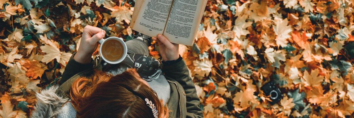 Lesen im Herbst