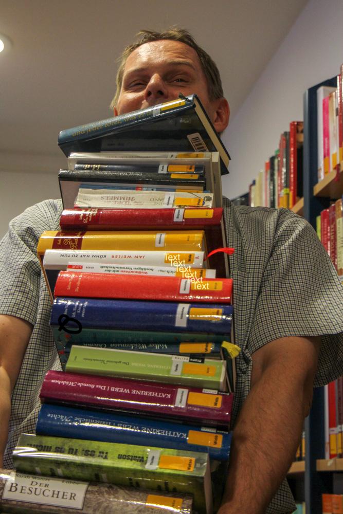 Büchereiarbeit (c) Heinrich Wullhorst