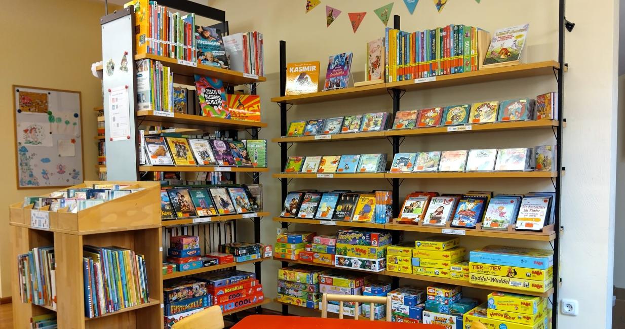 Spiele, DVDs, CDs und Vorlesebücher