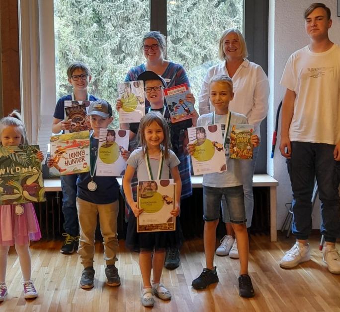 Gruppenbild LesekönigInnen