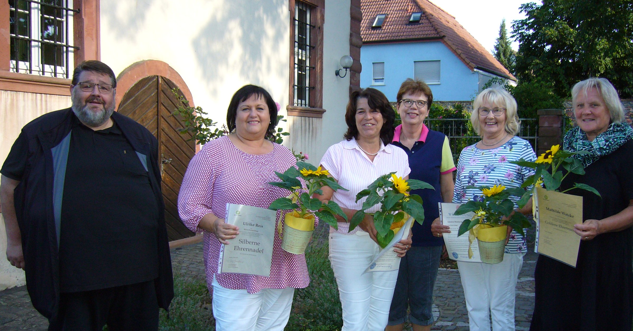 Engagierte Mitarbeit in der Bücherei KÖB St. Nikolaus KleinKrotzenburg