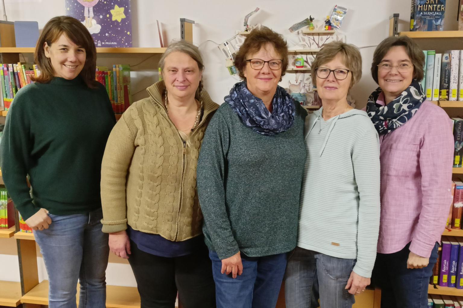 Der Vorstand: Jasmin Posselmann, Andrea Prüß, Ruth Schmitt, Eva Kessler, Andrea Reiß (c) EvaKessler