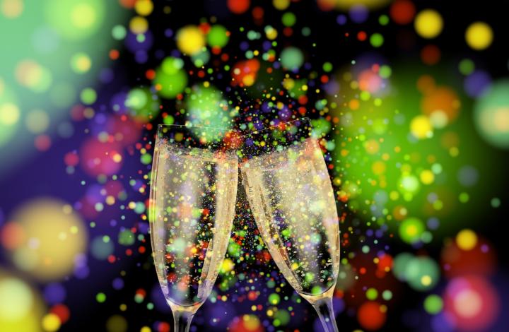 sparkling-wine-3895360_1920 (c) Frei Pixabay