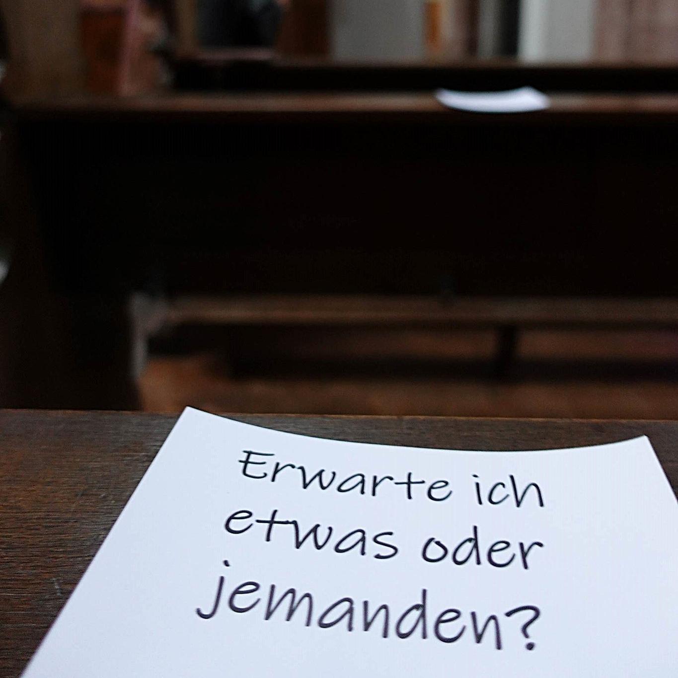 Impulskarte in der Kirchenbank