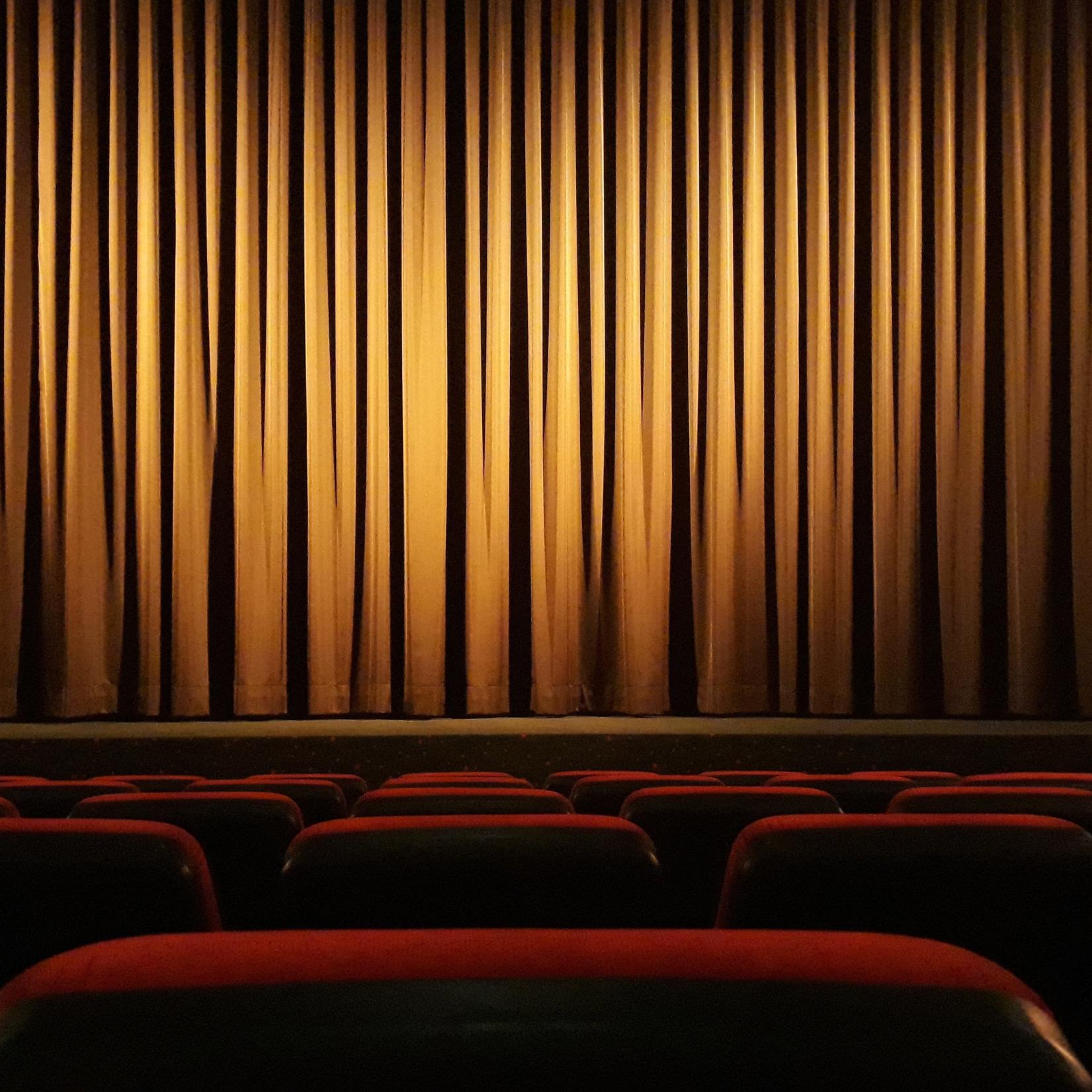kino-theater Vorhang