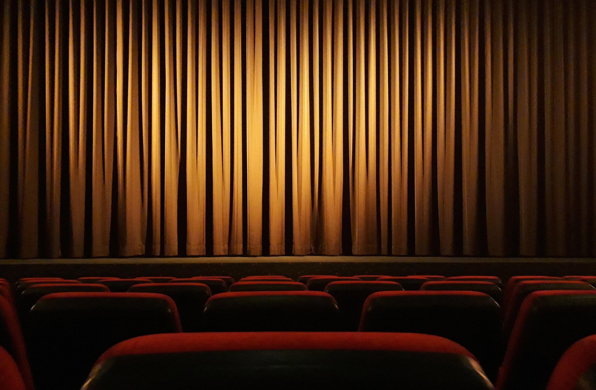 kino-theater Vorhang