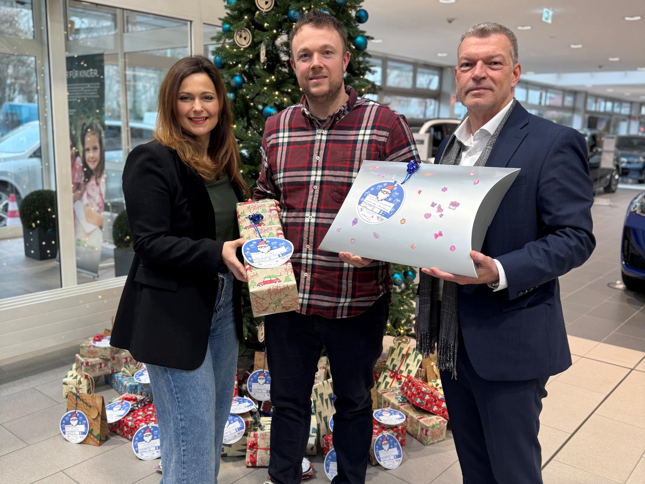 Weihnachtsaktion BMW Offenbach und Kinderhilfestiftung Frankfurt e.V.