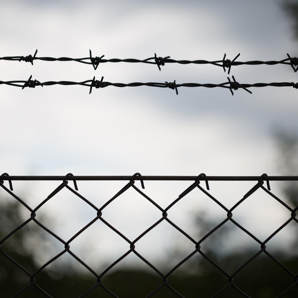 barbwire-1765900_1920