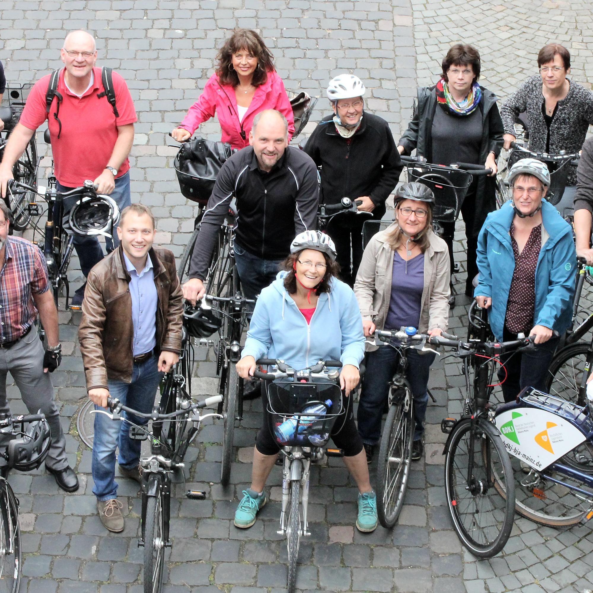 Über 15.000 Kilometer mit dem Rad zur Arbeit - Teams des Bistums Mainz sparen fast drei Tonnen Kohlendioxid