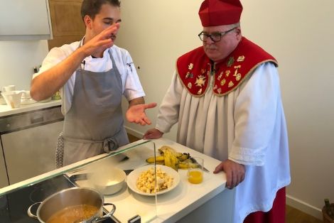 Kochen mit dem Obermessdiener (c) Bistum Mainz
