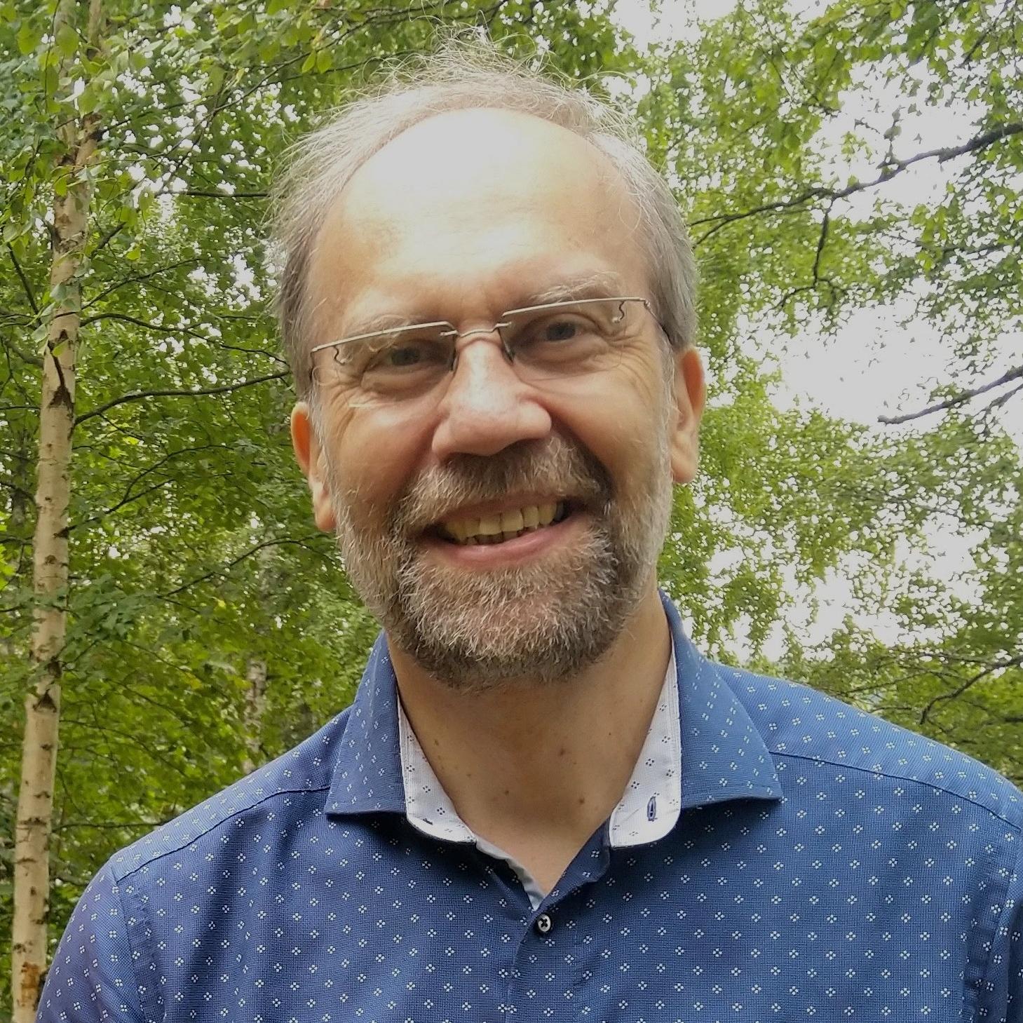 Dr. Bernhard Dörr