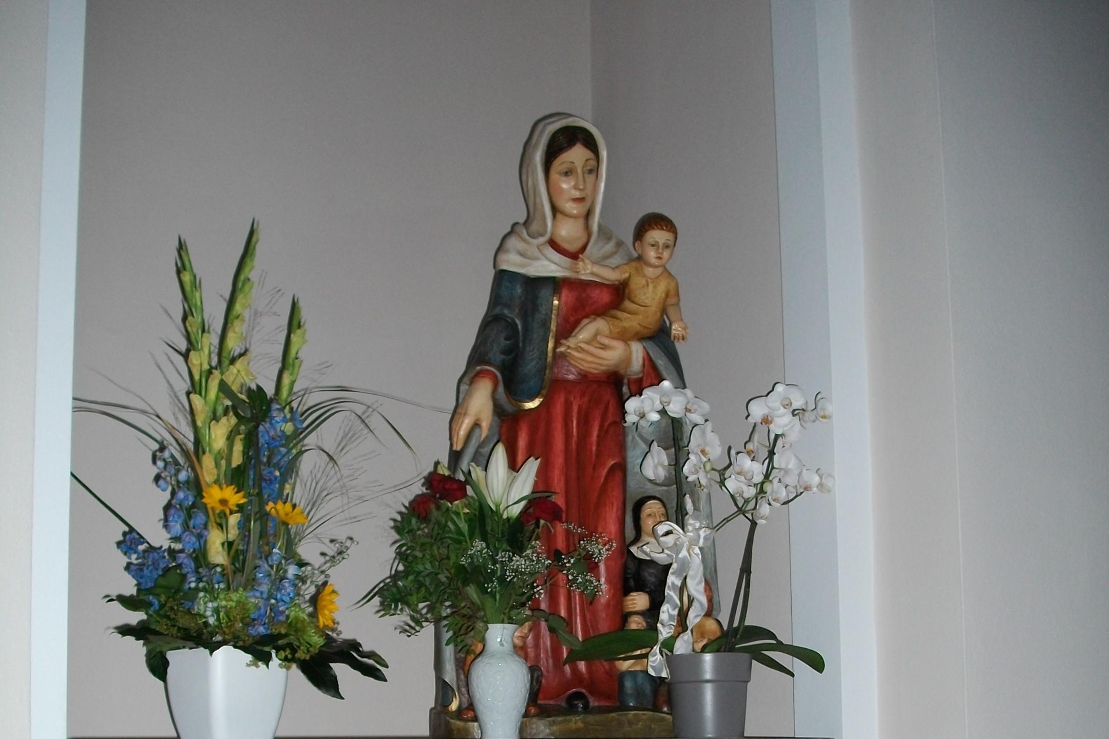 Schutzmantelmadonna in unserer Kapelle St. Klara