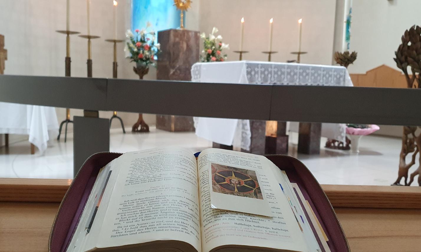 ...die ganze Welt vor Gott tragen...
