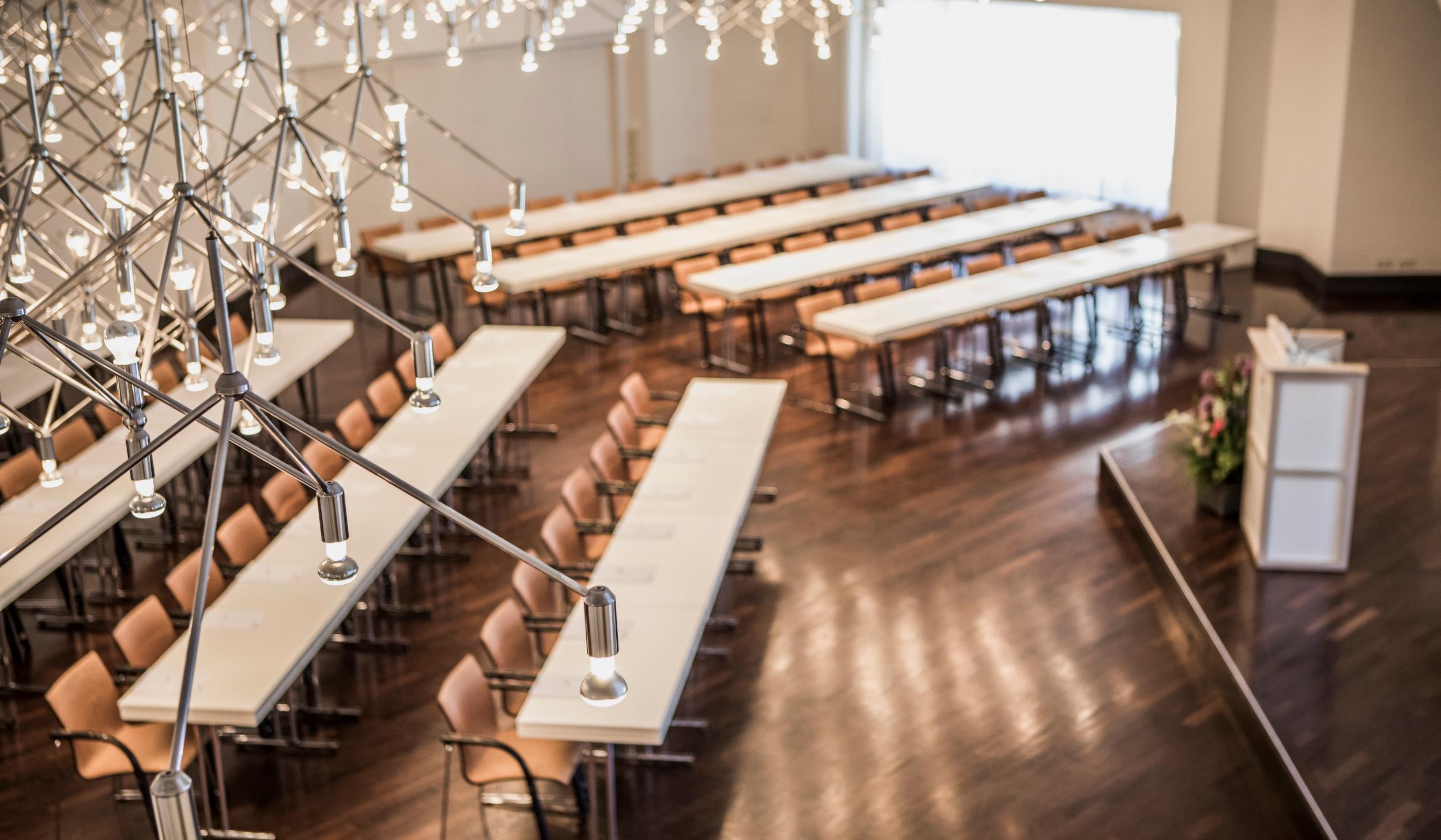 Interim1001 mit Beleuchtung