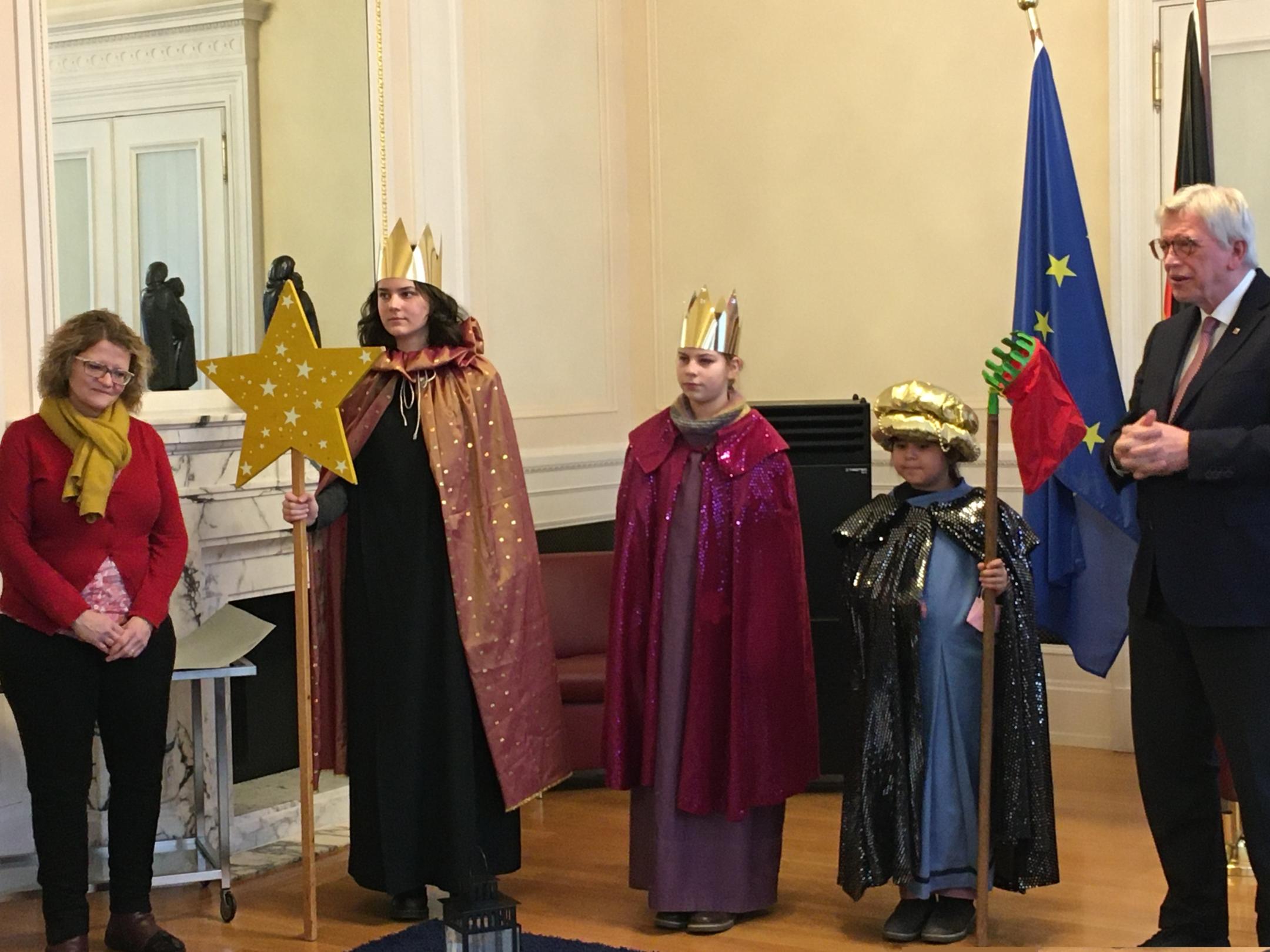 Jette, Leni und Anasthasia bei Ministerpräsident Bouffier