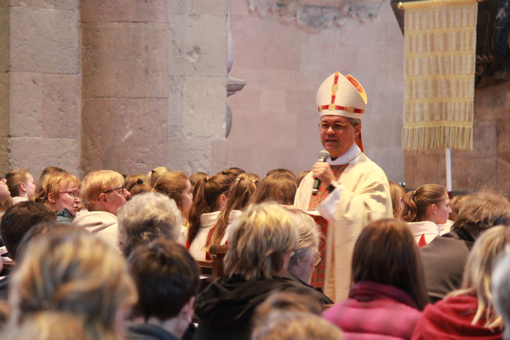 Weibischof Udo Bentz bei der Predigt in der Missa (c) Aaron Torner / BJA Mainz