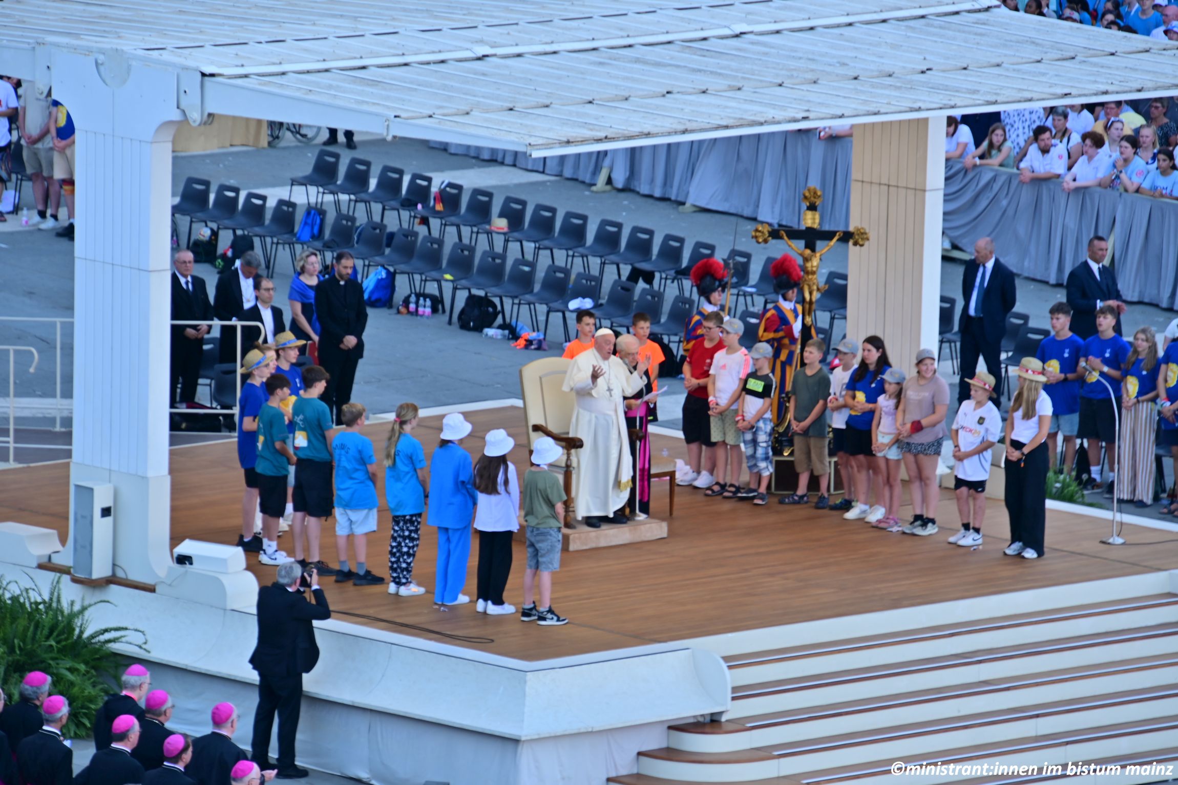 Audienz mit Papst Franziskus als Höhepunkt der 13. internationalen Ministrantenwallfahrt