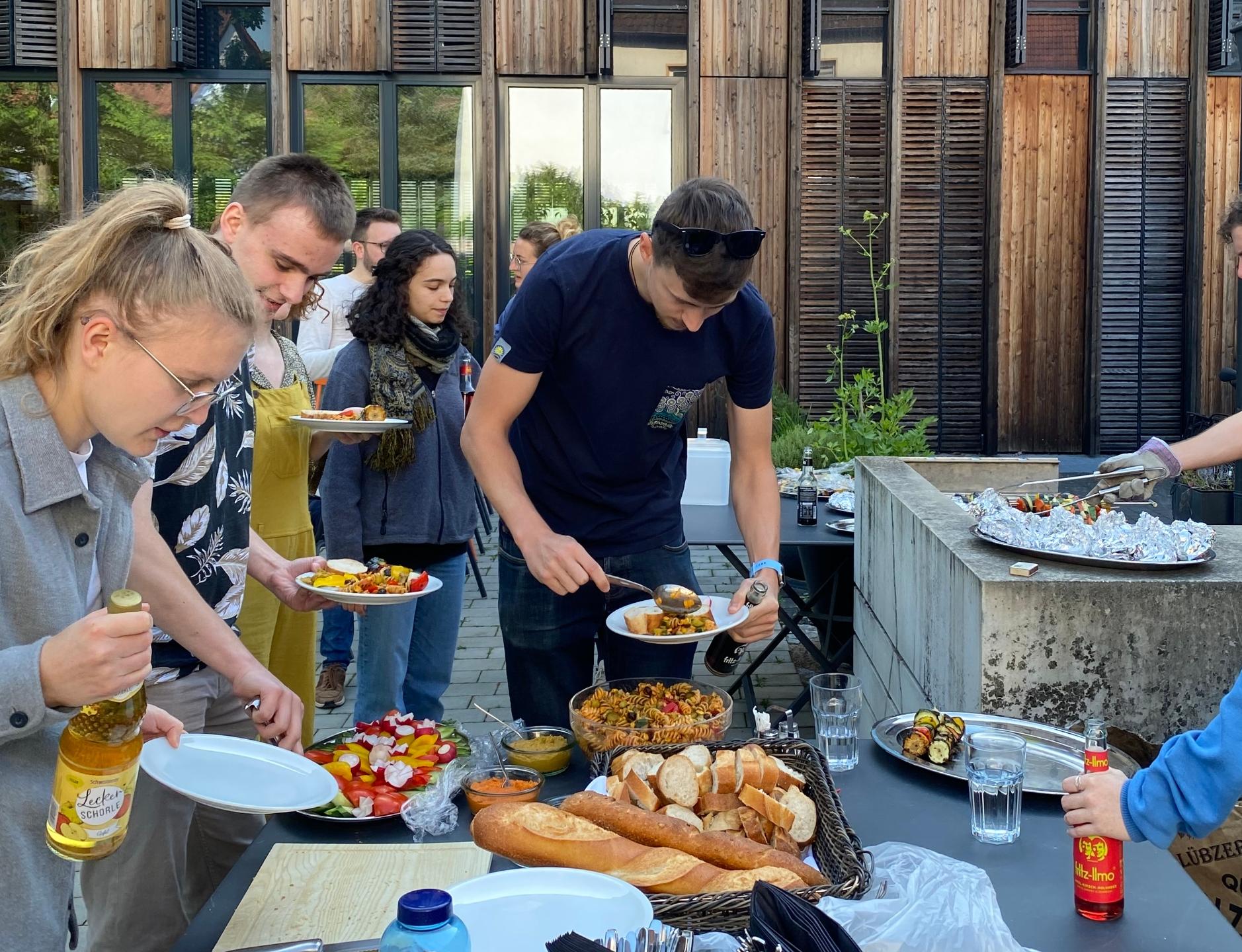 Grillen beim Teamabend