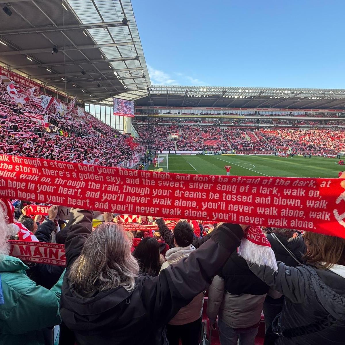 Mainz-Youllneverwalkalone