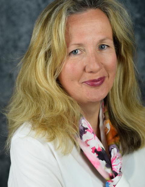 Yvonne Herr