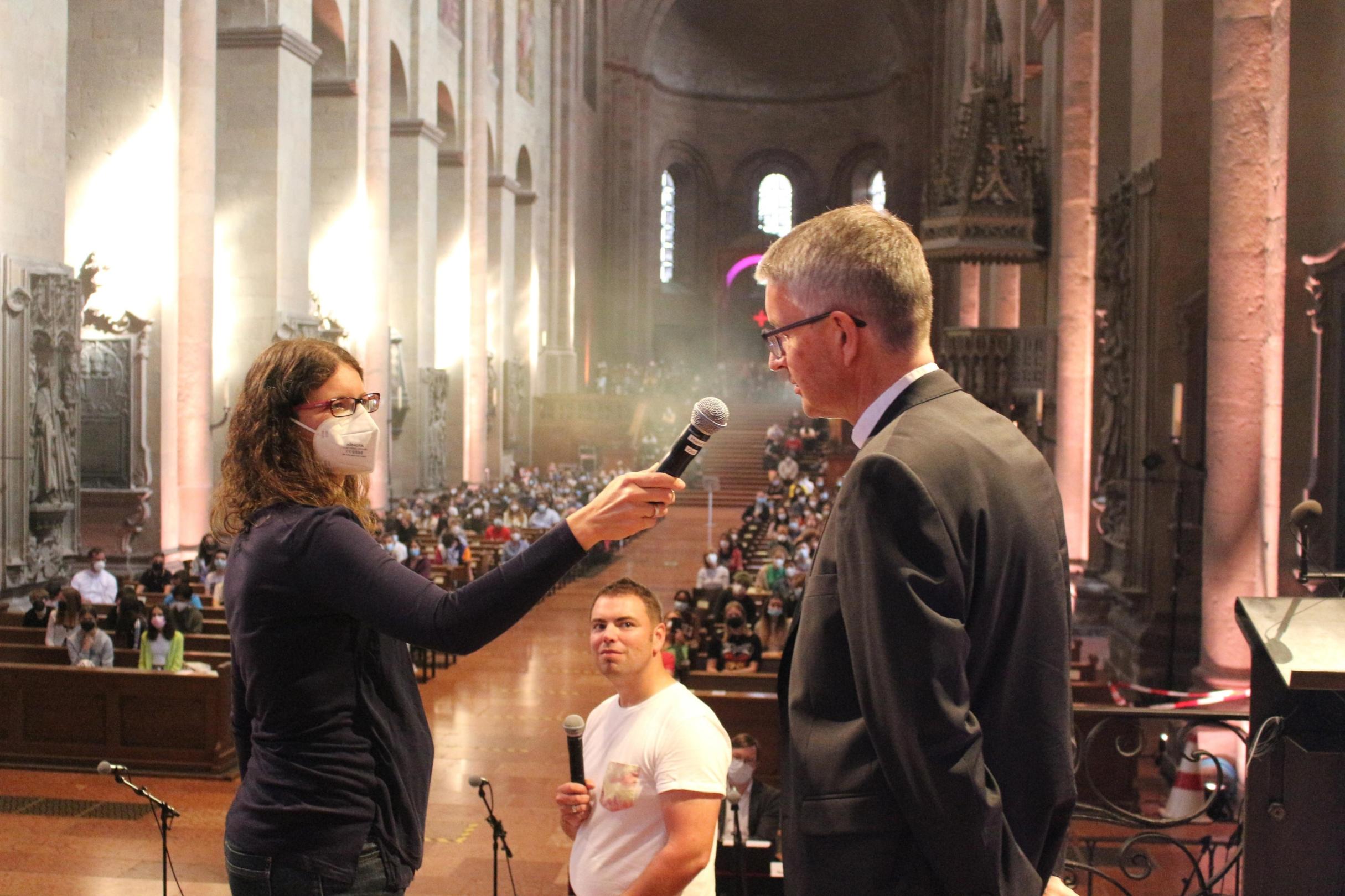 Bischof Kohlgraf im Interview