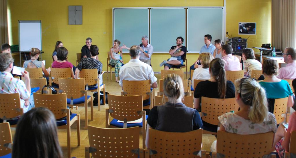 Zum Abschluss des Tages wurden die ersten Ideen, die in den regionalen Kleingruppen gesponnen wurden, nochmal präsentiert