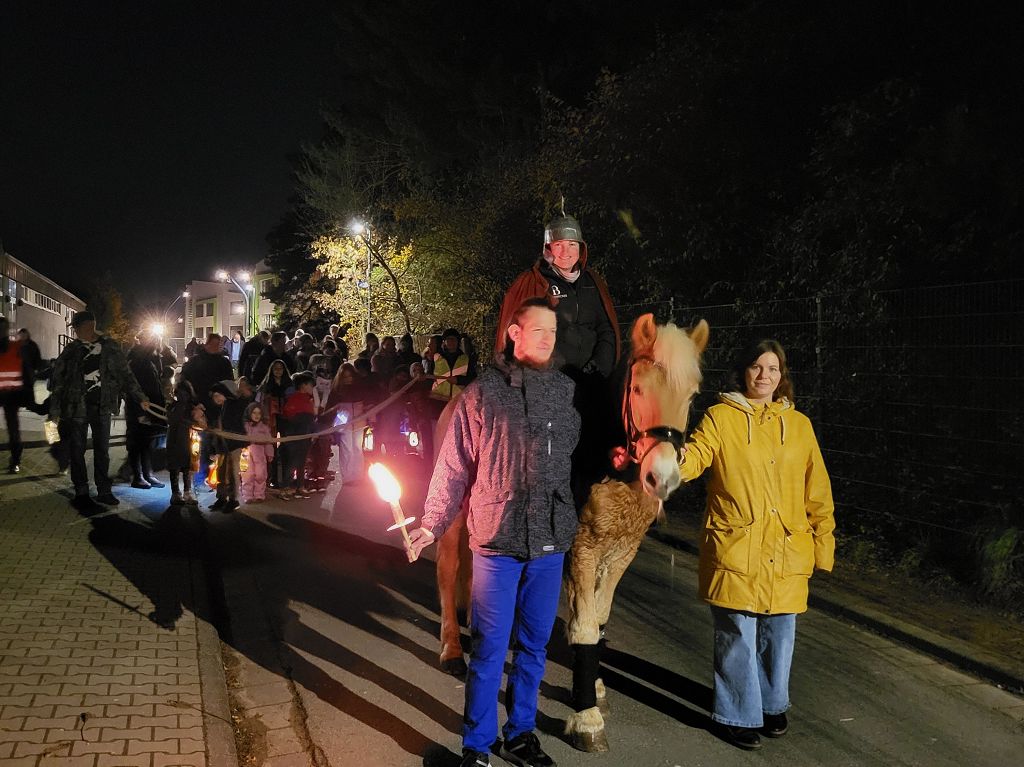 St. Martinszug durch Griesheim (c) KiTa St.Marien