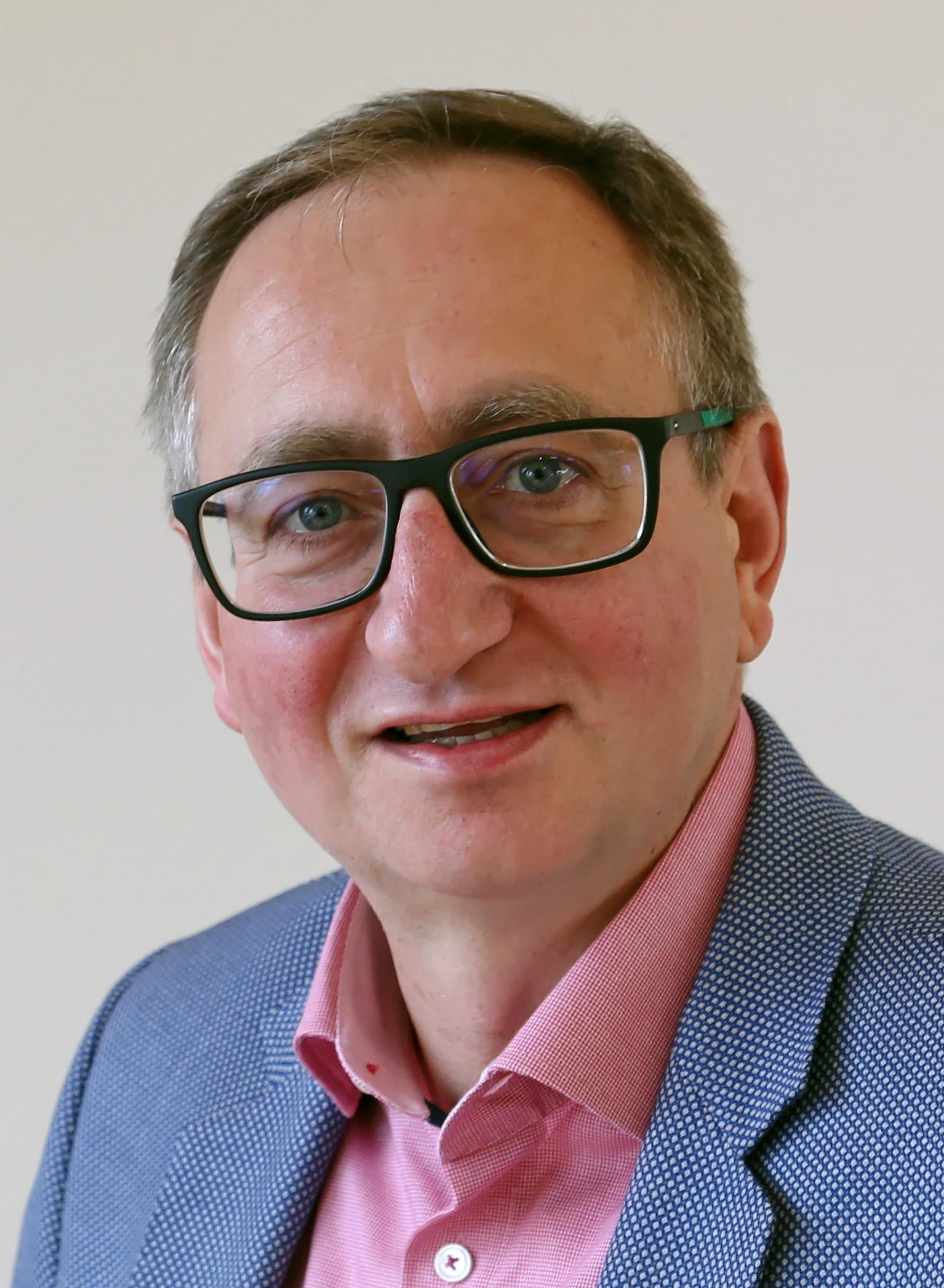 Dr. Hubertus Schöneman