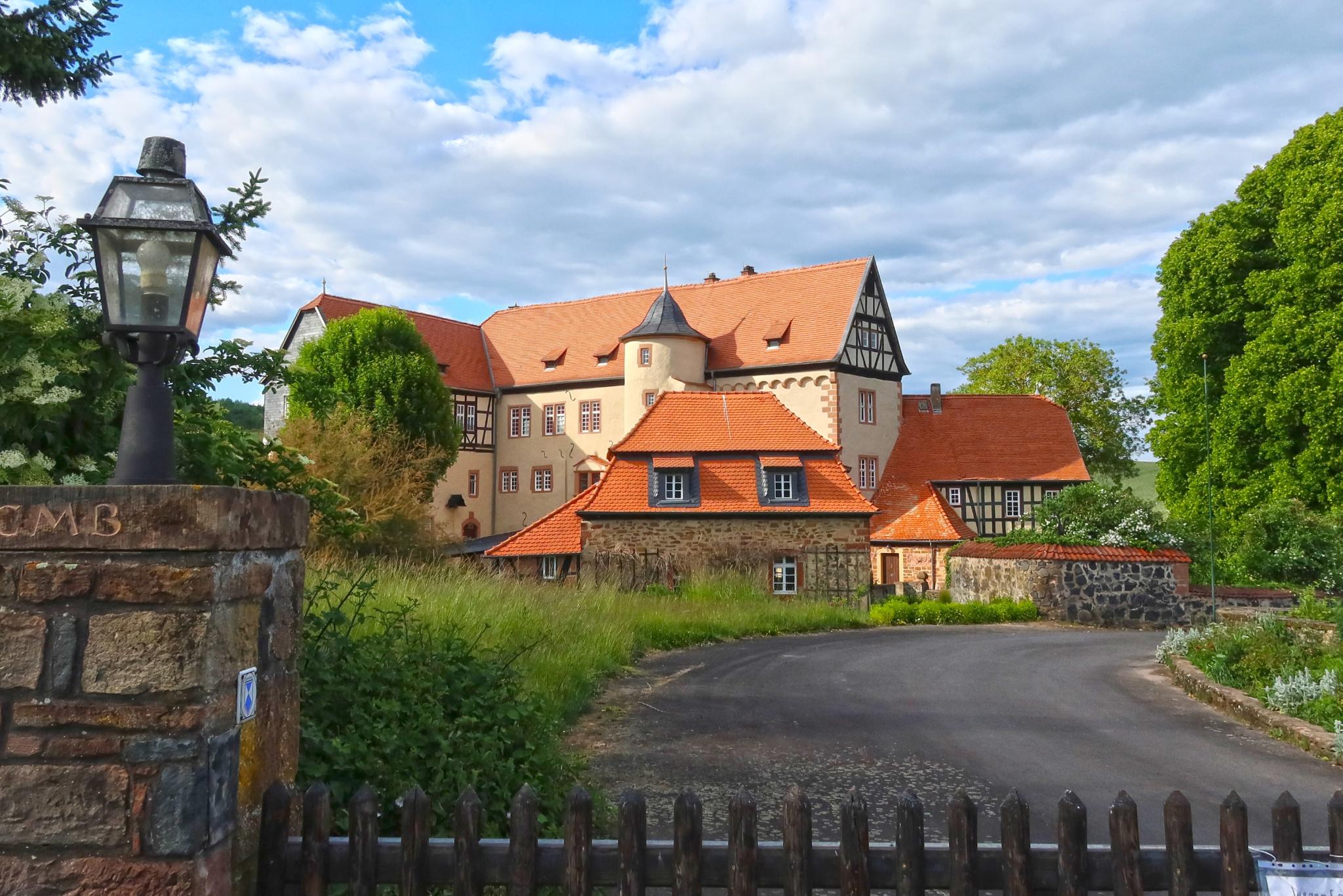 Stockheim Hof Leustadt - Blick von der Hofeinfahrt