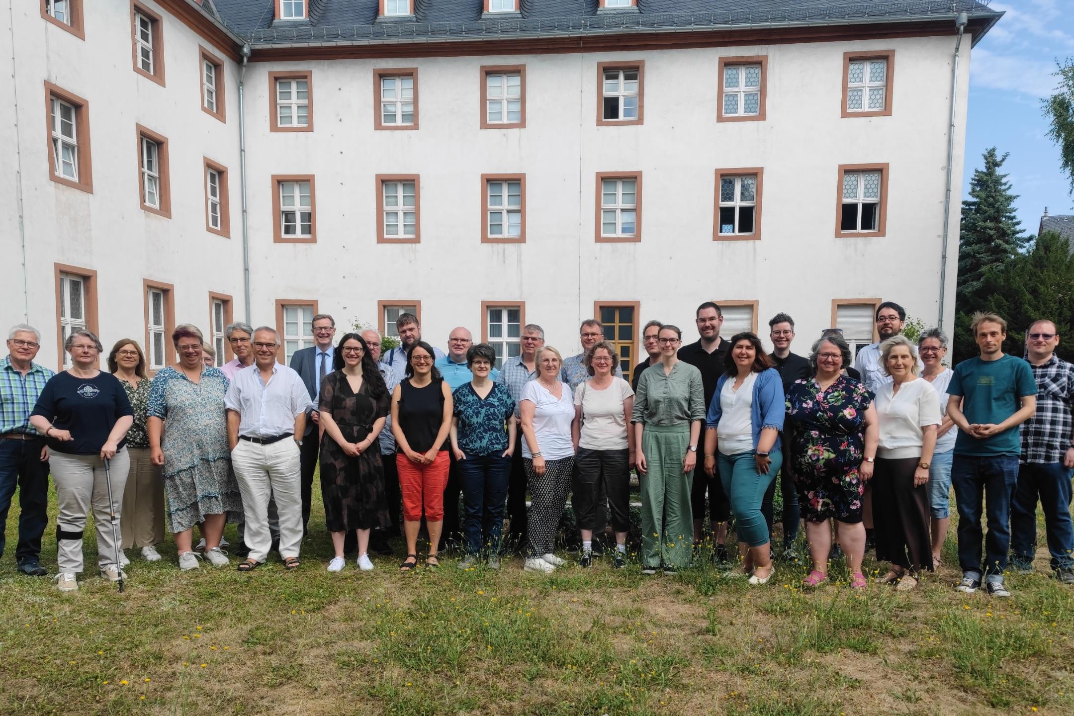 Gruppenfoto der Konferenzteilnehmer