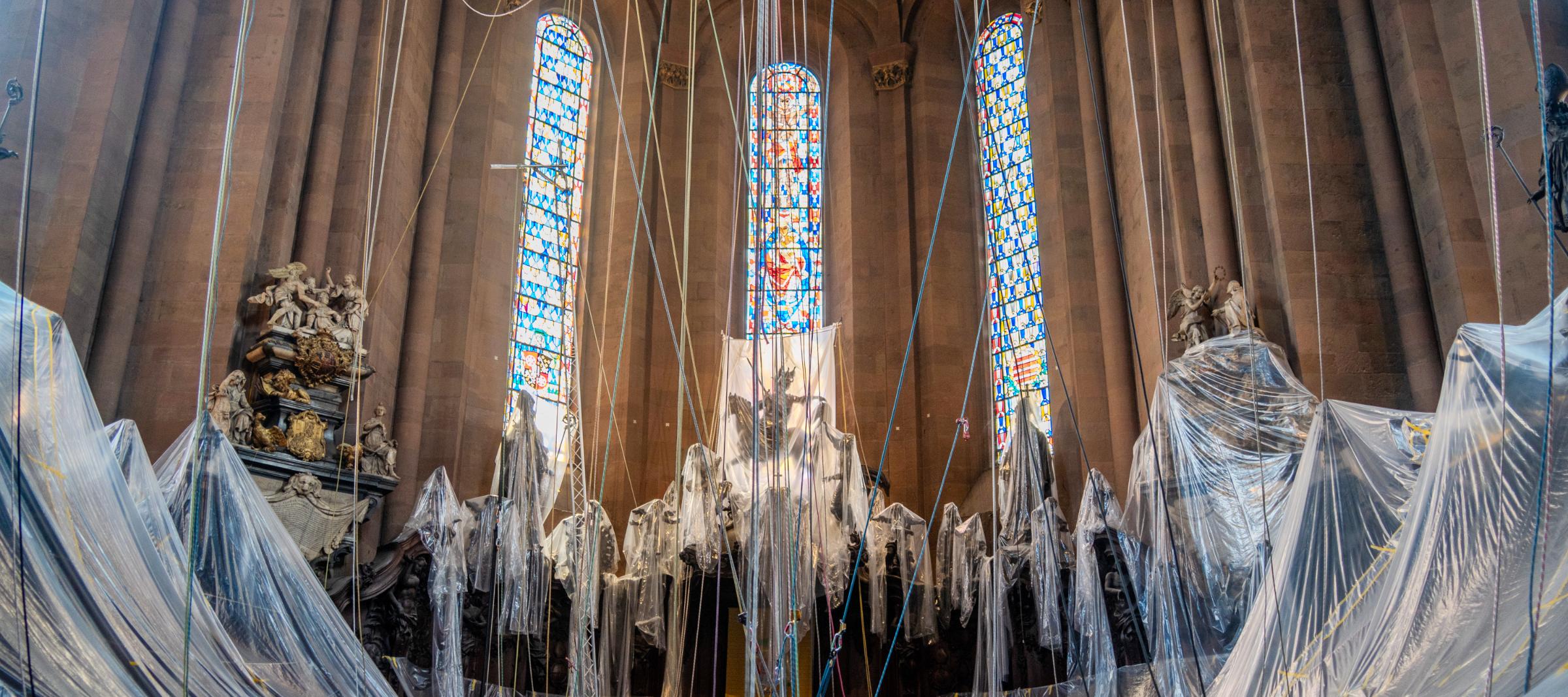 Spektakuläre Reinigung im Mainzer Dom