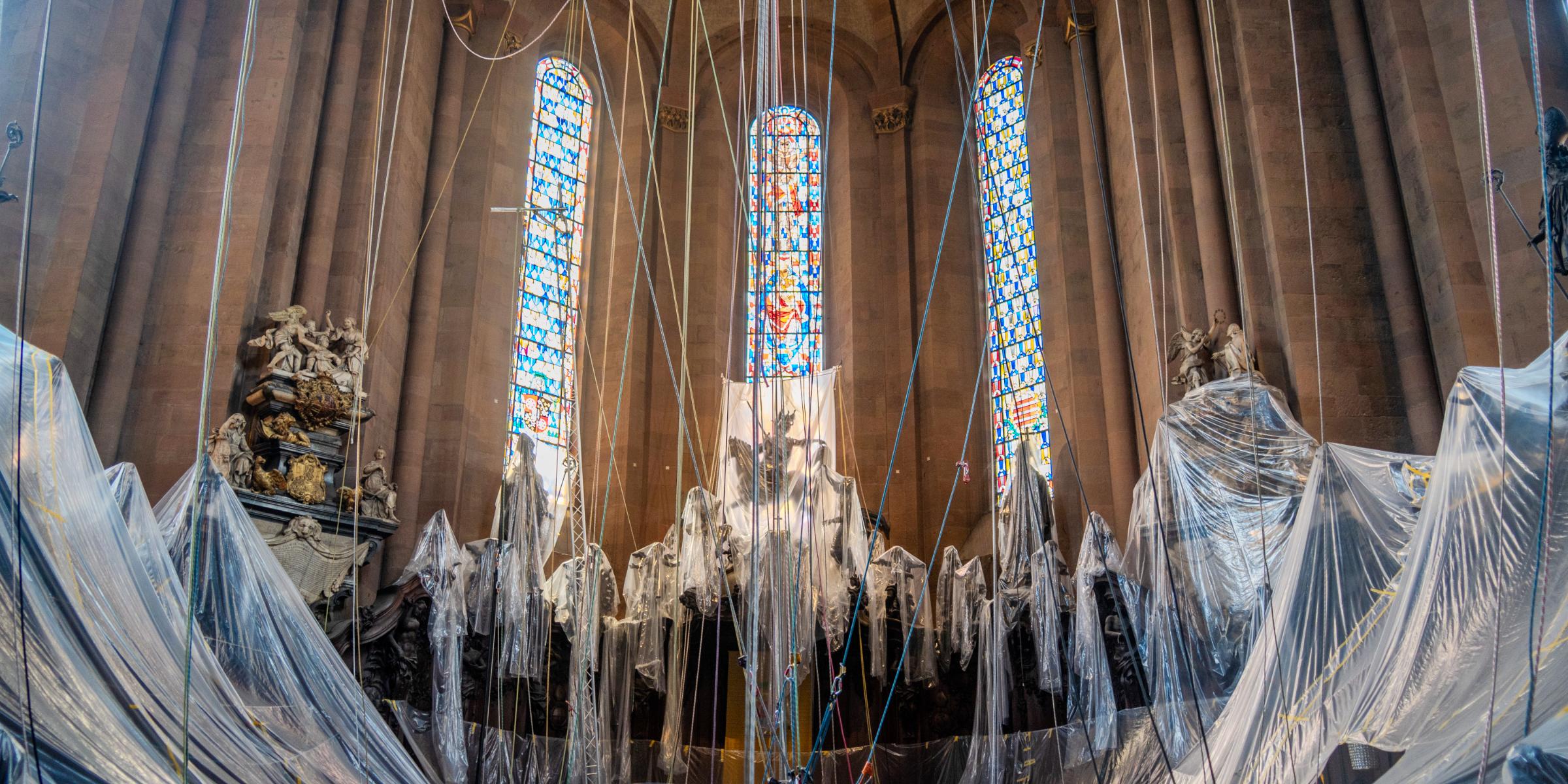 Spektakuläre Reinigung im Mainzer Dom