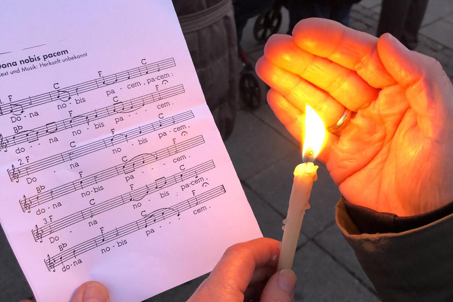 Singen bei Kerzenschein