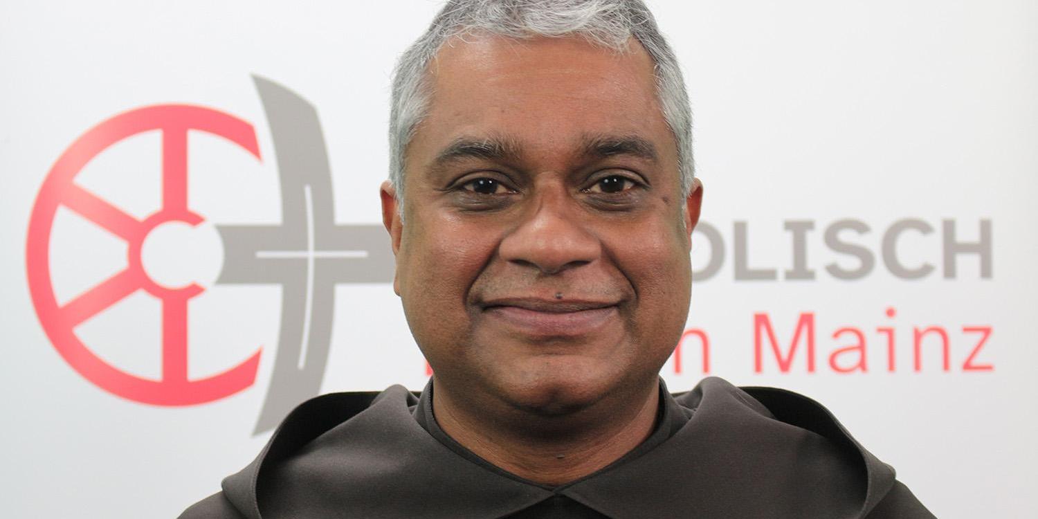 25-11-26-Pater-Joshy-Pottackal