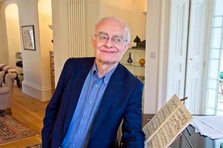 John Rutter am Piano