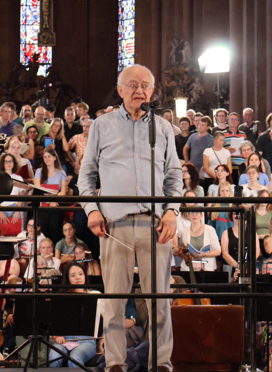 John-Rutter-Pult (c) Bistum Mainz | AWeiffen